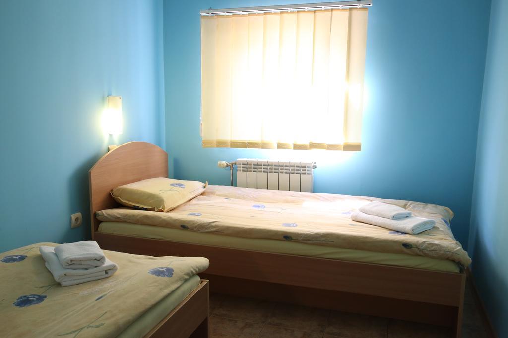 Family Hotel Papi Razlog Room photo